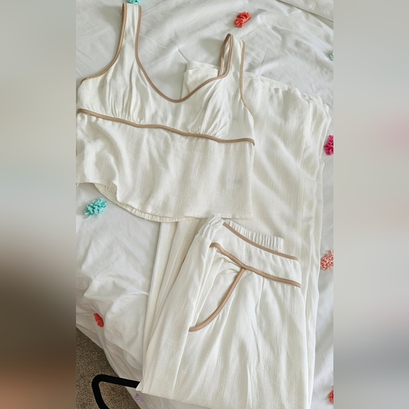 Sienna Sky Elegant Cream Ensemble - Picture 3 of 6